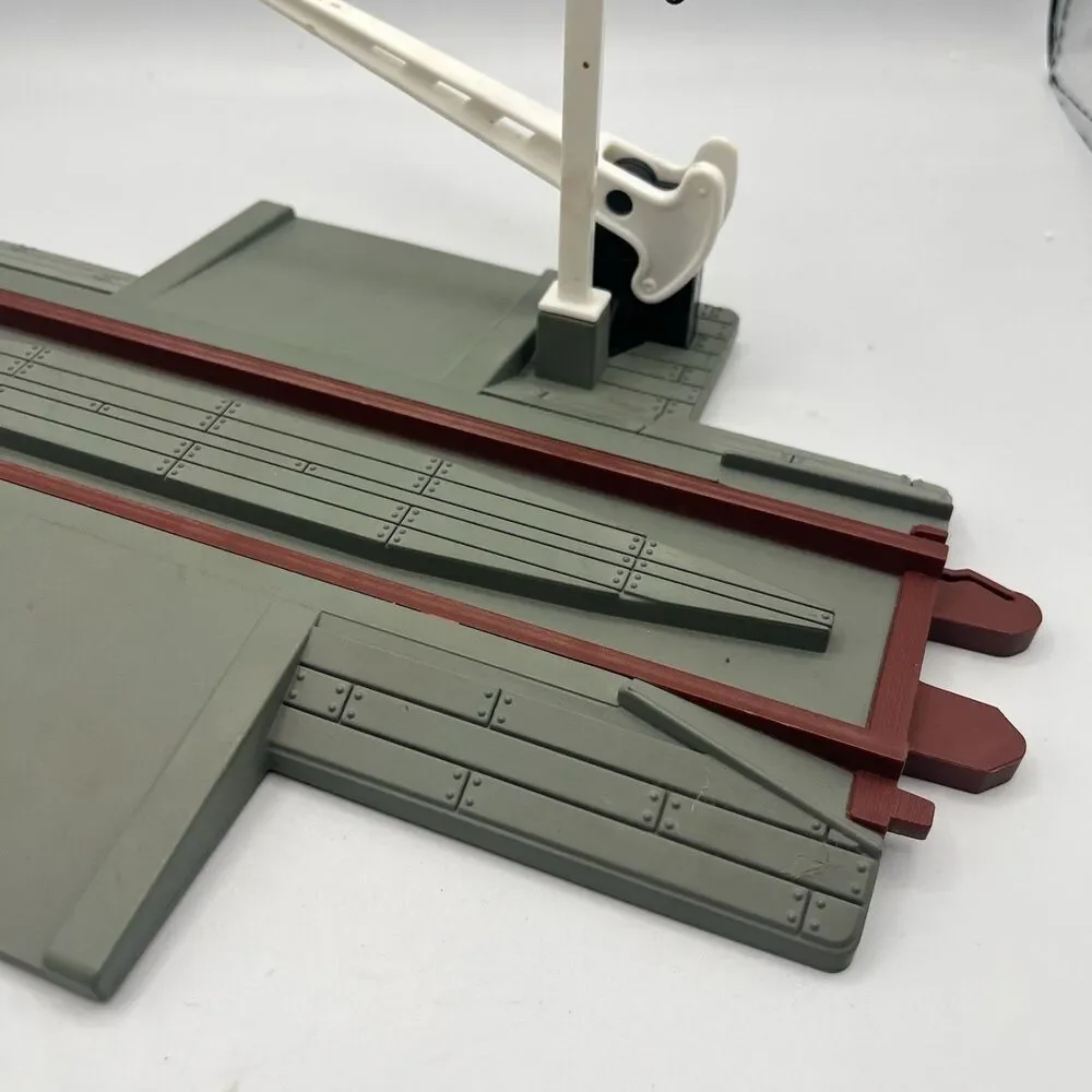 1988 Playskool Express Train Track Road Crossing Replacement Part Rerailer